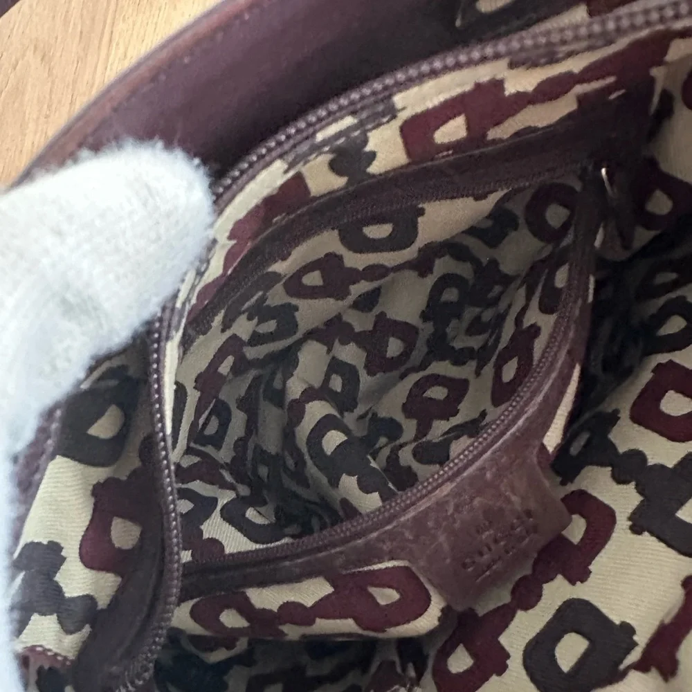 Gucci Guccissima Small Tote Bag - Picture 15 of 17